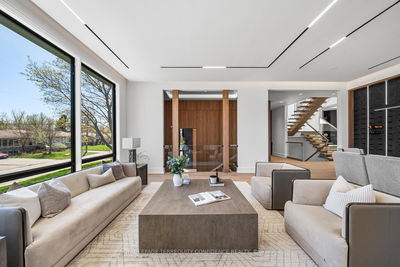 126 Santa Barbara Rd, Toronto - Willowdale West image-0-4