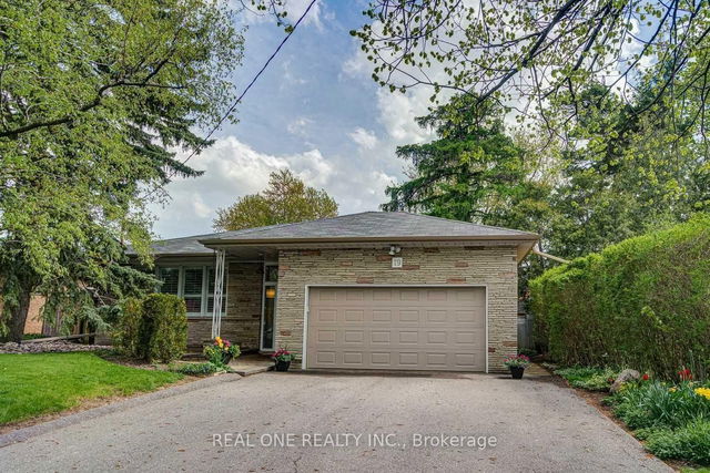 19 Versend Drive