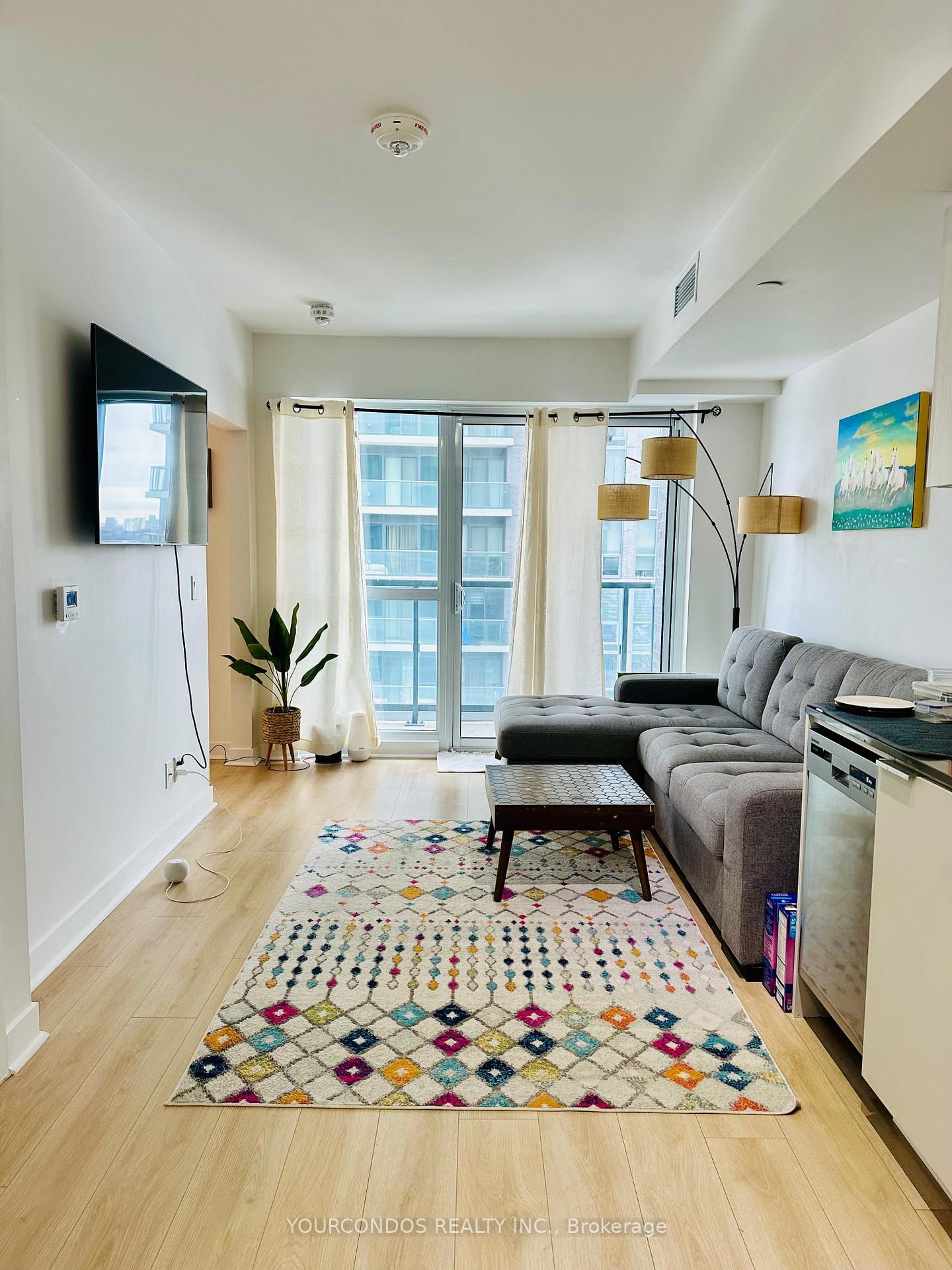 Condo for lease at 2004-2 Sonic Way, Toronto, Flemingdon Park, M3C 0P2 - MLS: C12118757