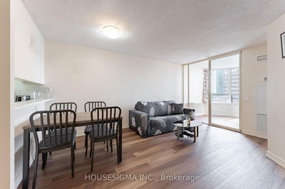 Unit 815 — 7 Bishop Ave, Toronto - Newtonbrook East image-0-2