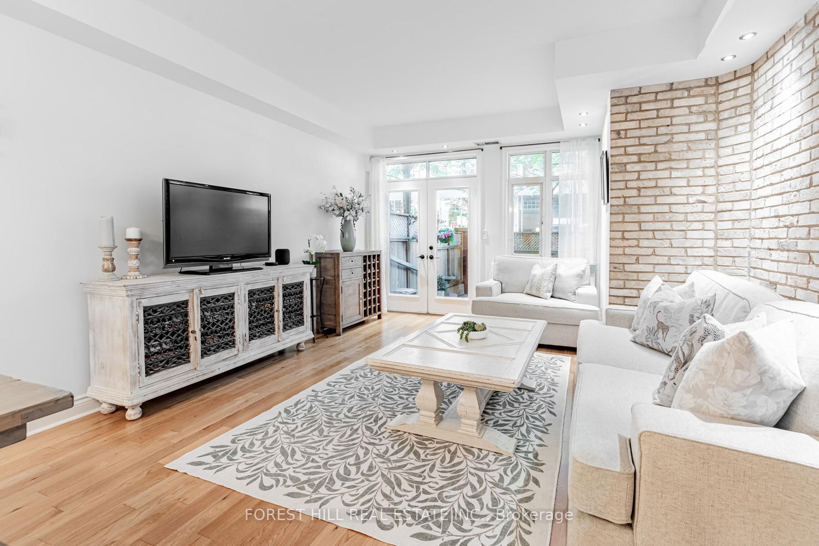 Townhouse for sale at 116-500 Richmond Street, Toronto, Waterfront Communities C1, M5V 3N4 - MLS: C12119090