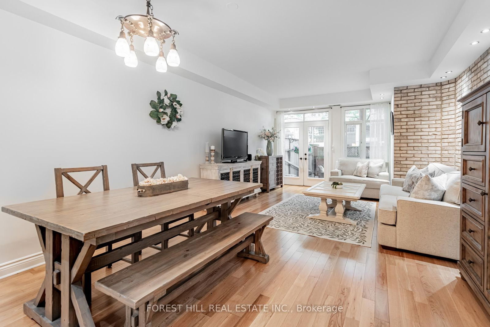 Townhouse for sale at 116-500 Richmond Street, Toronto, Waterfront Communities C1, M5V 3N4 - MLS: C12119090
