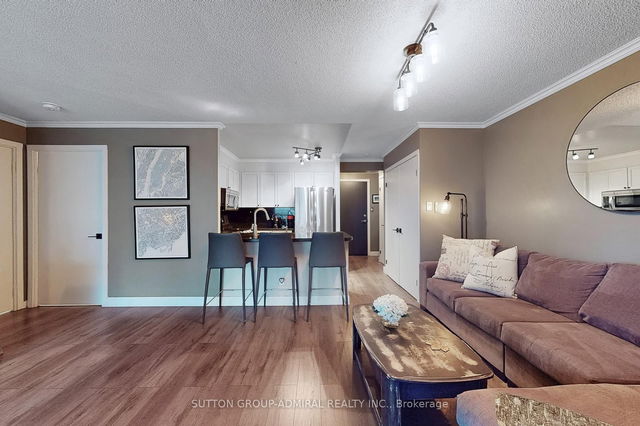 705 - 600 Queens Quay
