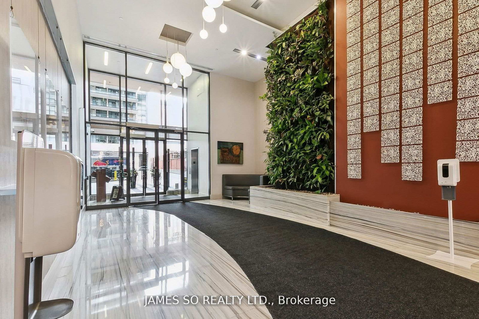 Condo for lease at 651-111 Elizabeth Street, Toronto, Bay Street Corridor, M5G 1P7 - MLS: C12119178
