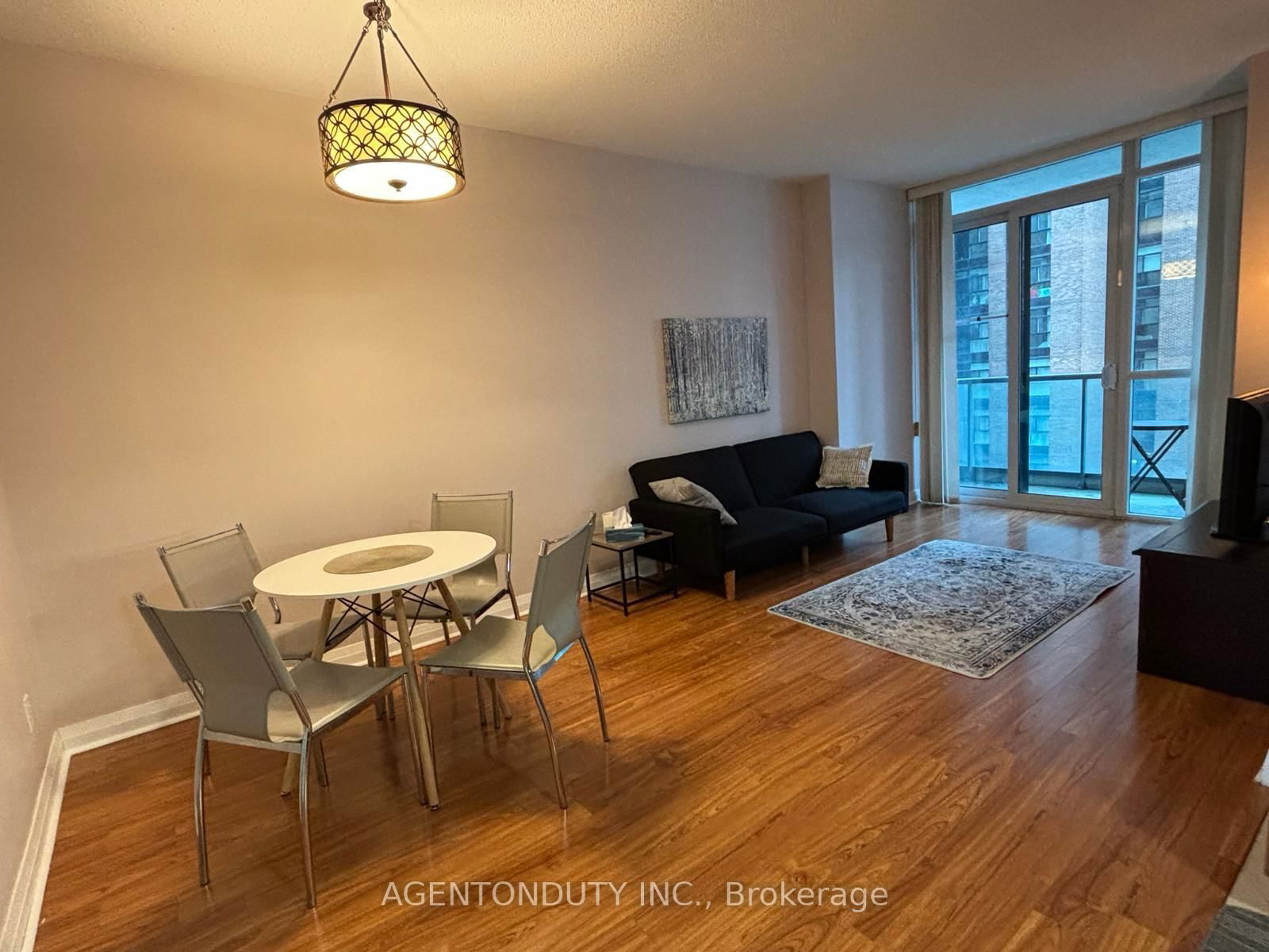 Condo for lease at 801-1121 Bay Street, Toronto, Bay Street Corridor, M5S 3L9 - MLS: C12119241