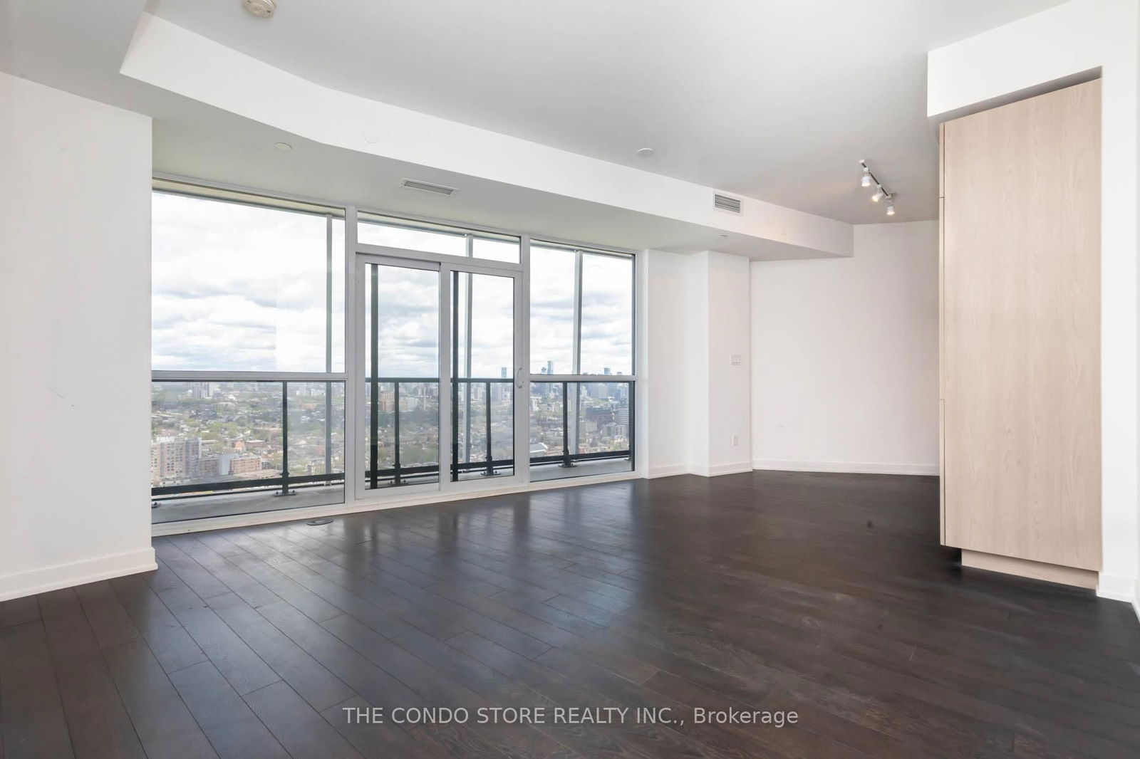 Condo for sale at 2909-50 Ordnance Street, Toronto, Niagara, M6K 0C9 - MLS: C12119329