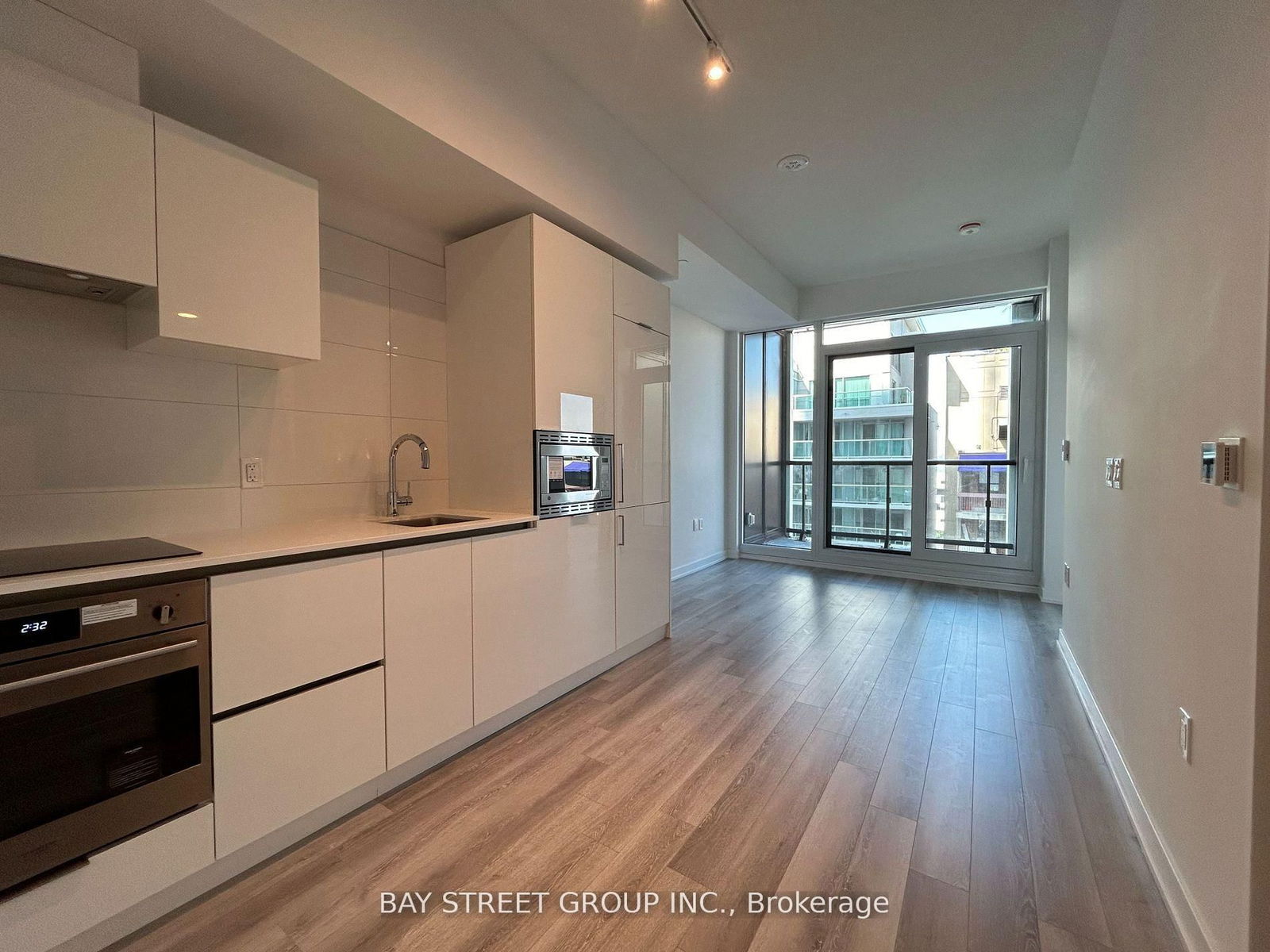 Condo for lease at 1223-121 St Patrick Street, Toronto, Kensington-Chinatown, M5T 3C1 - MLS: C12119459