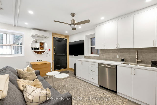 #8 - 71 Winchester Street