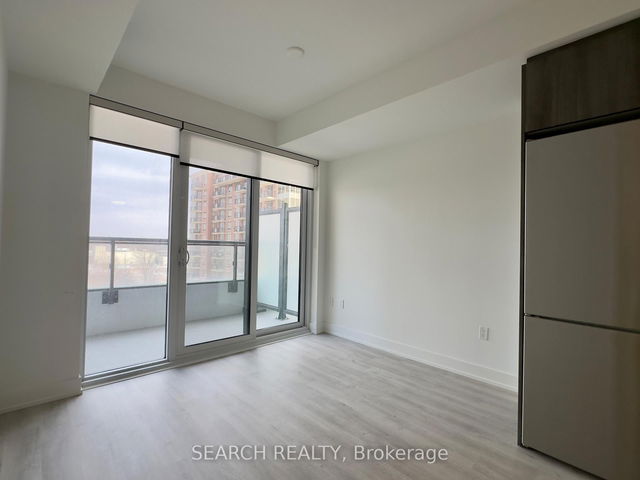 730 - 20 Inn on the Park Drive