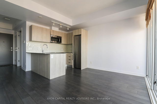 4004 - 42 Charles Street