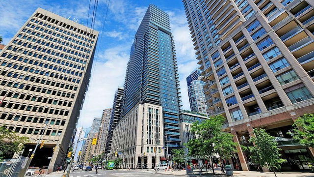 3011 - 955 Bay Street