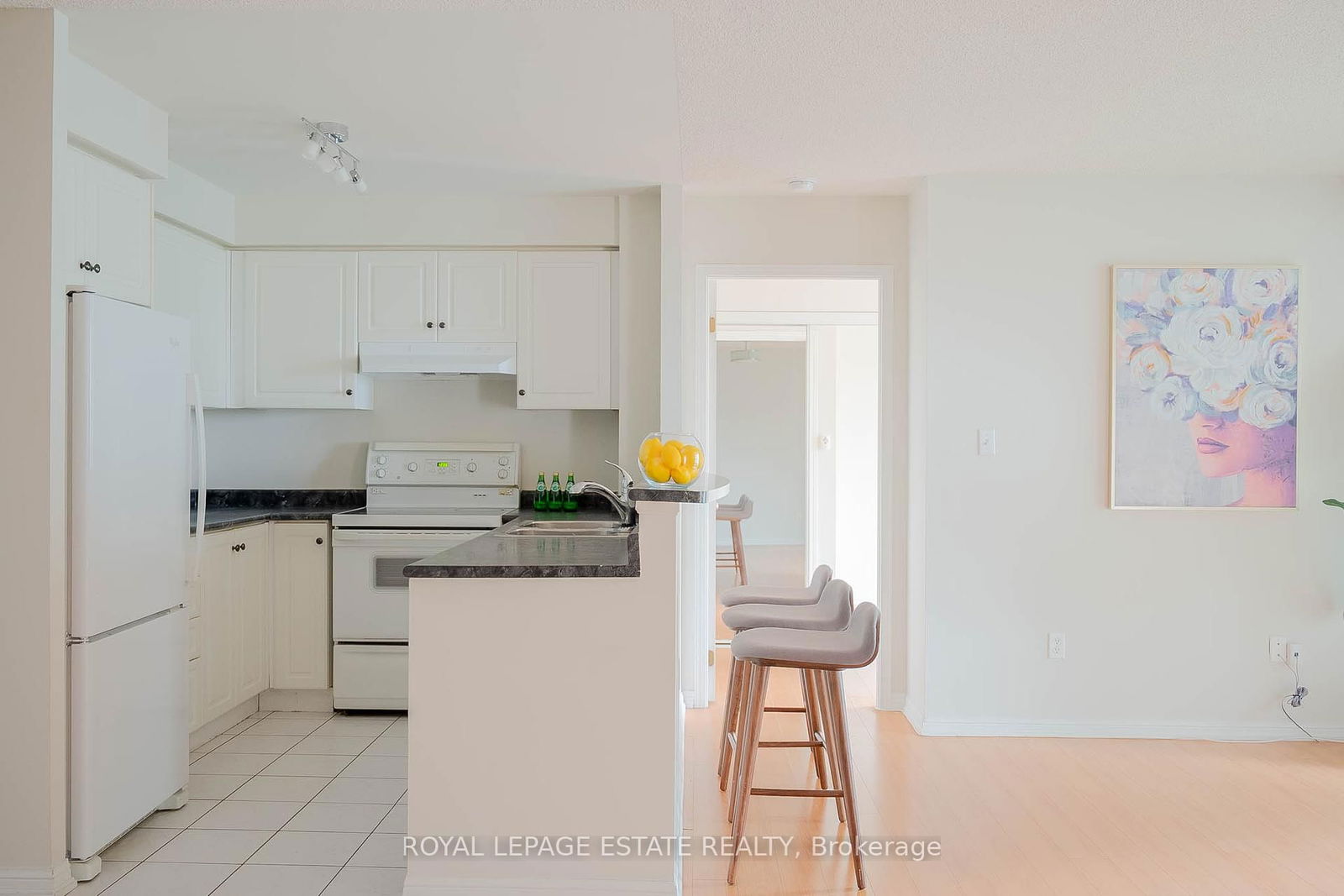 Condo for sale at 1715-23 Lorraine Drive, Toronto, Willowdale West, M2N 6Z6 - MLS: C12119741