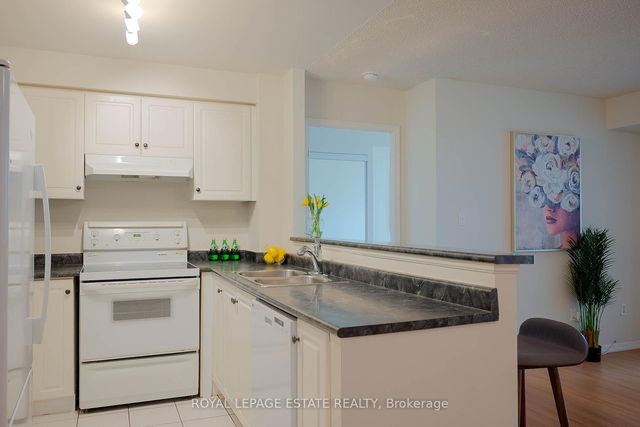 1715 - 23 Lorraine Drive