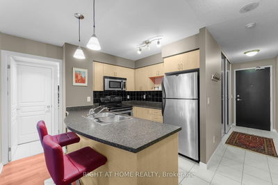 Unit 2315 — 18 Yonge St, Toronto - Waterfront Communities C1 image-0-4