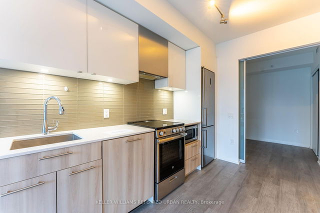 829 - 251 Jarvis Street