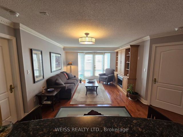 404 - 800 Spadina Road