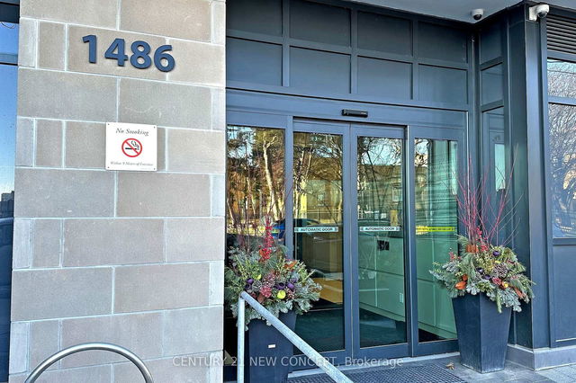 1105 - 1486 Bathurst Street