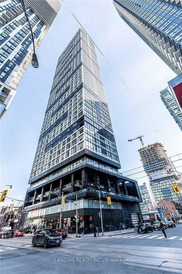 1903 - 181 Dundas Street