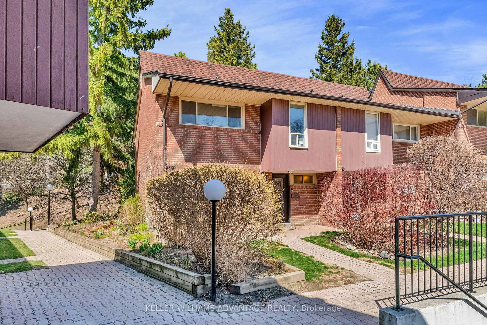 Townhouse for sale at 67-6 Esterbrooke Avenue, Toronto, Don Valley Village, M2J 2C2 - MLS: C12120280