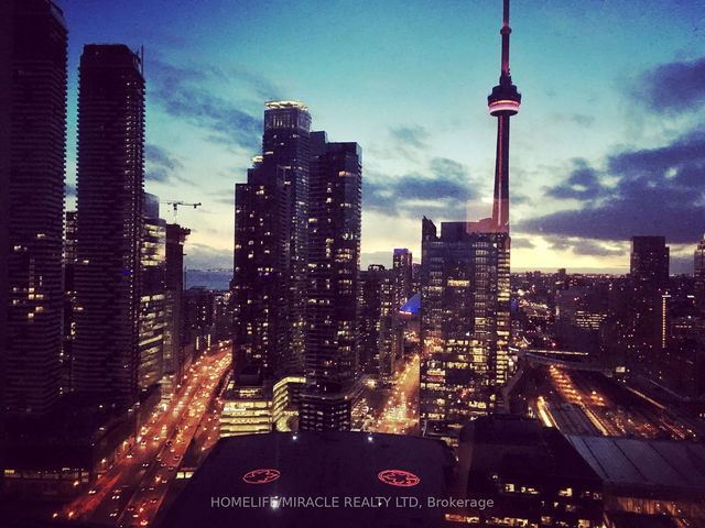 3801 - 18 Yonge Street