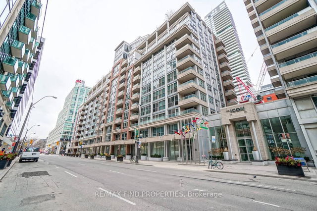 401 - 270 Wellington Street