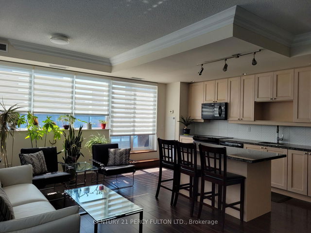 2906 - 28 Linden Street