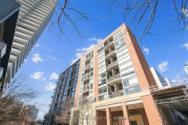 906 - 18 Merton Street