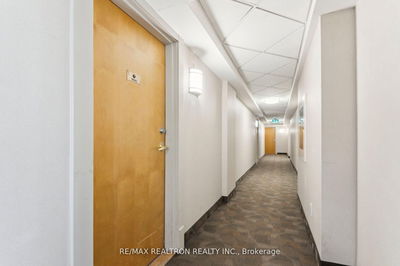 Unit 906 — 18 Merton St, Toronto - Mount Pleasant West image-0-3