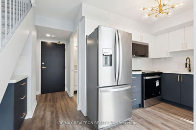 Unit 906 — 18 Merton St, Toronto - Mount Pleasant West image-0-4