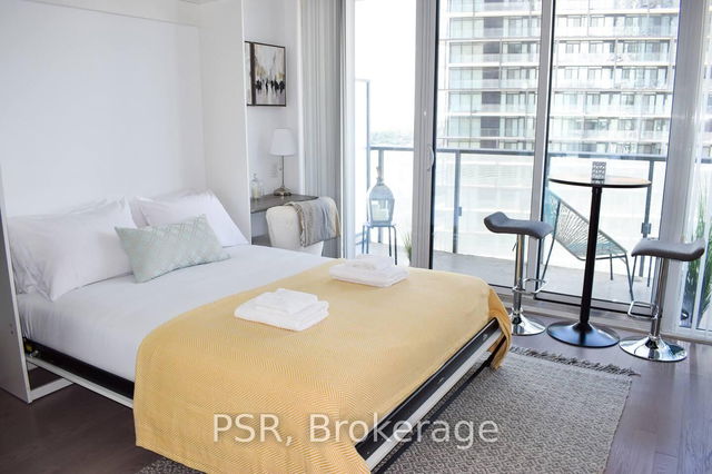 2702 - 101 Peter Street