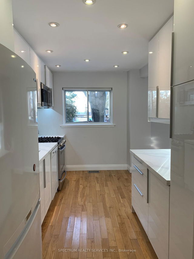 89 - 25 Esterbrooke Avenue