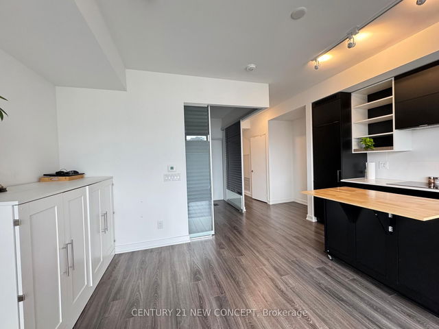 2221 - 20 Edward Street