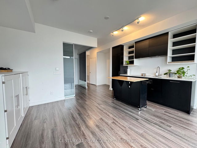 2221 - 20 Edward Street