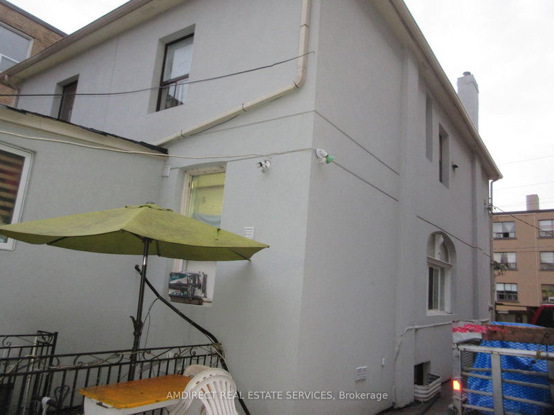 644 Vaughan Rd, Toronto, M6E 2Y3 | Image 2