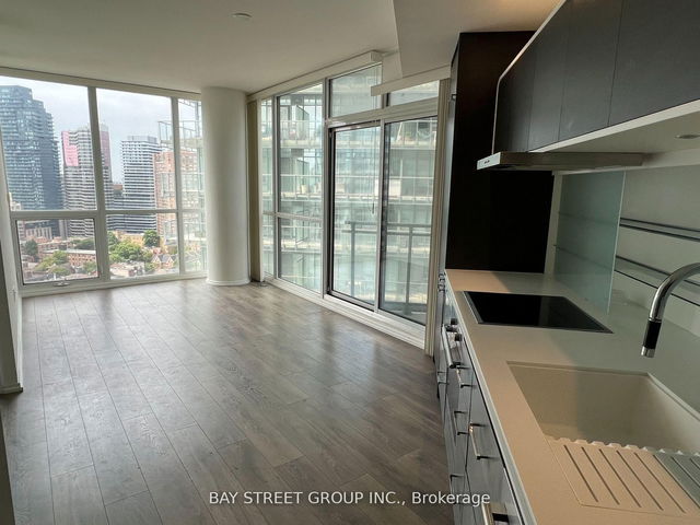 2202 - 45 Charles Street