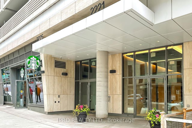 1507 - 2221 Yonge Street