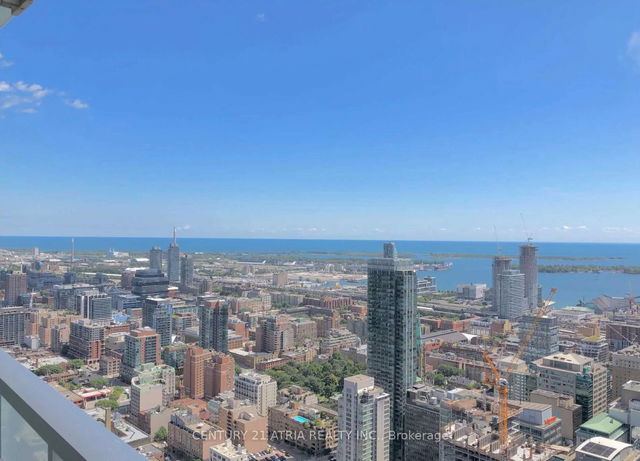 4708 - 197 Yonge Street