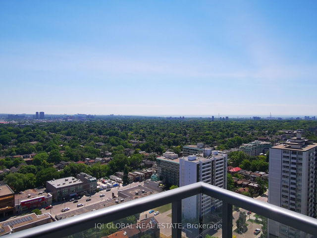 2712 - 125 Redpath Avenue