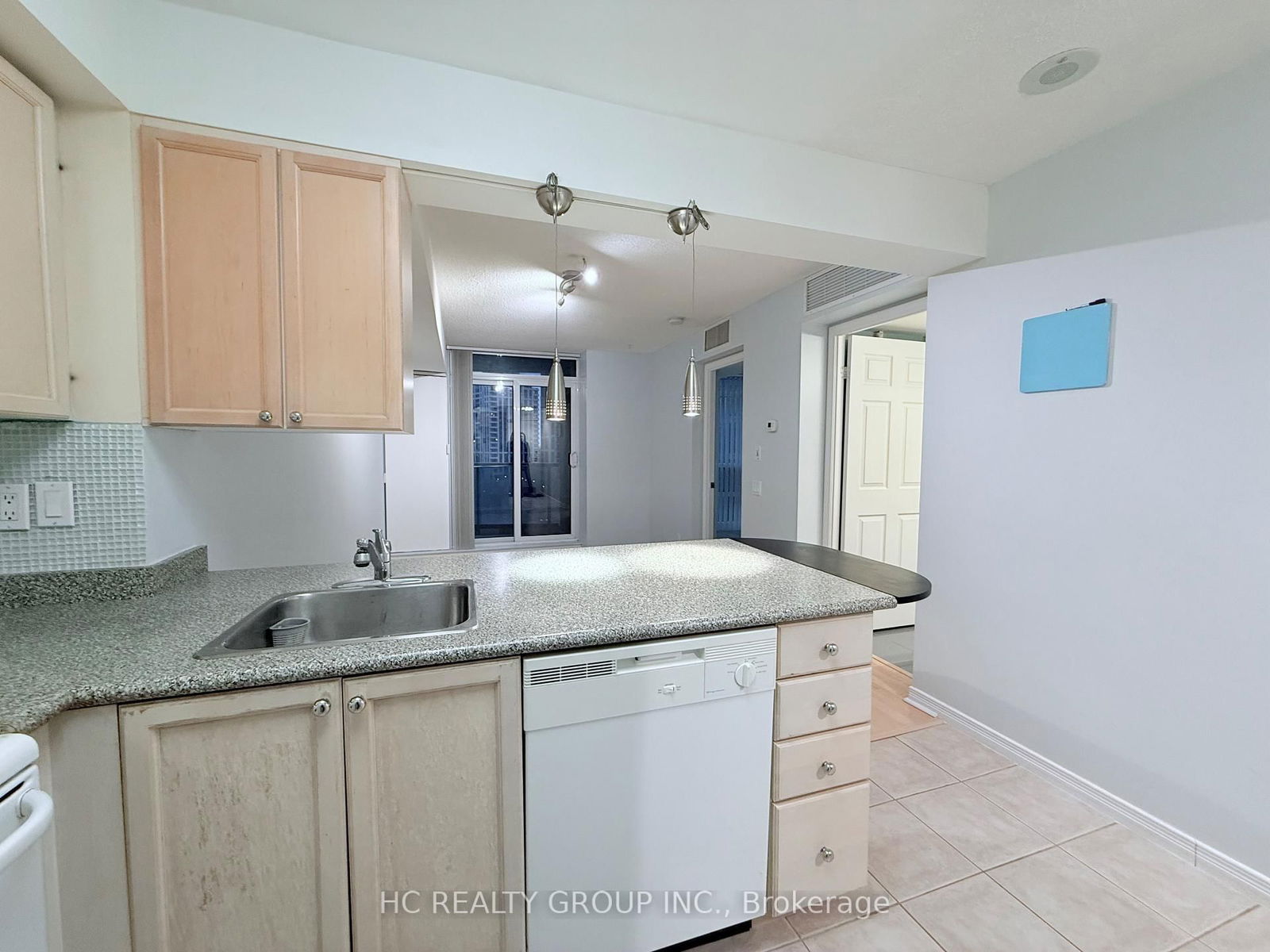 Condo for lease at 801-30 Harrison Garden Boulevard, Toronto, Willowdale East, M2N 7A9 - MLS: C12121789