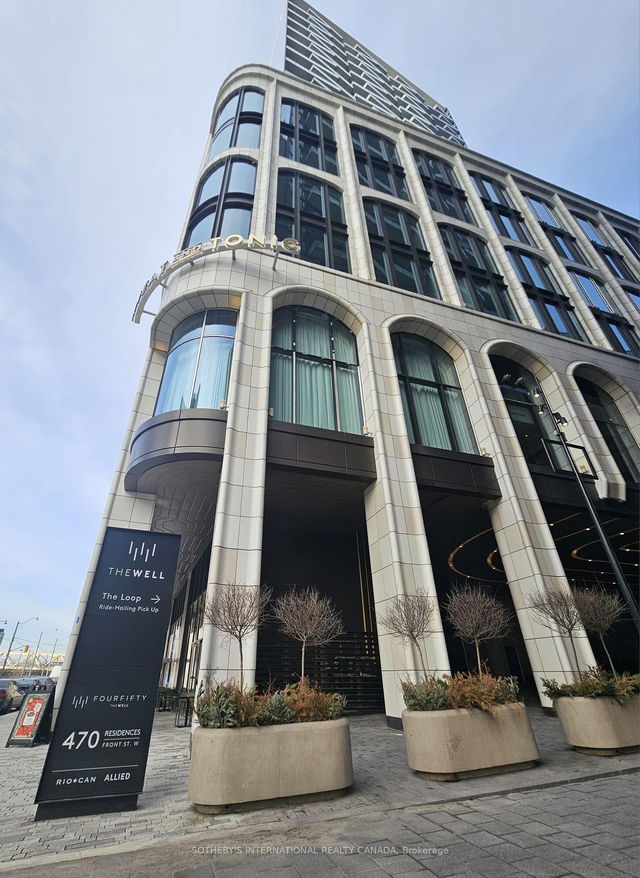 1013 - 470 Front Street