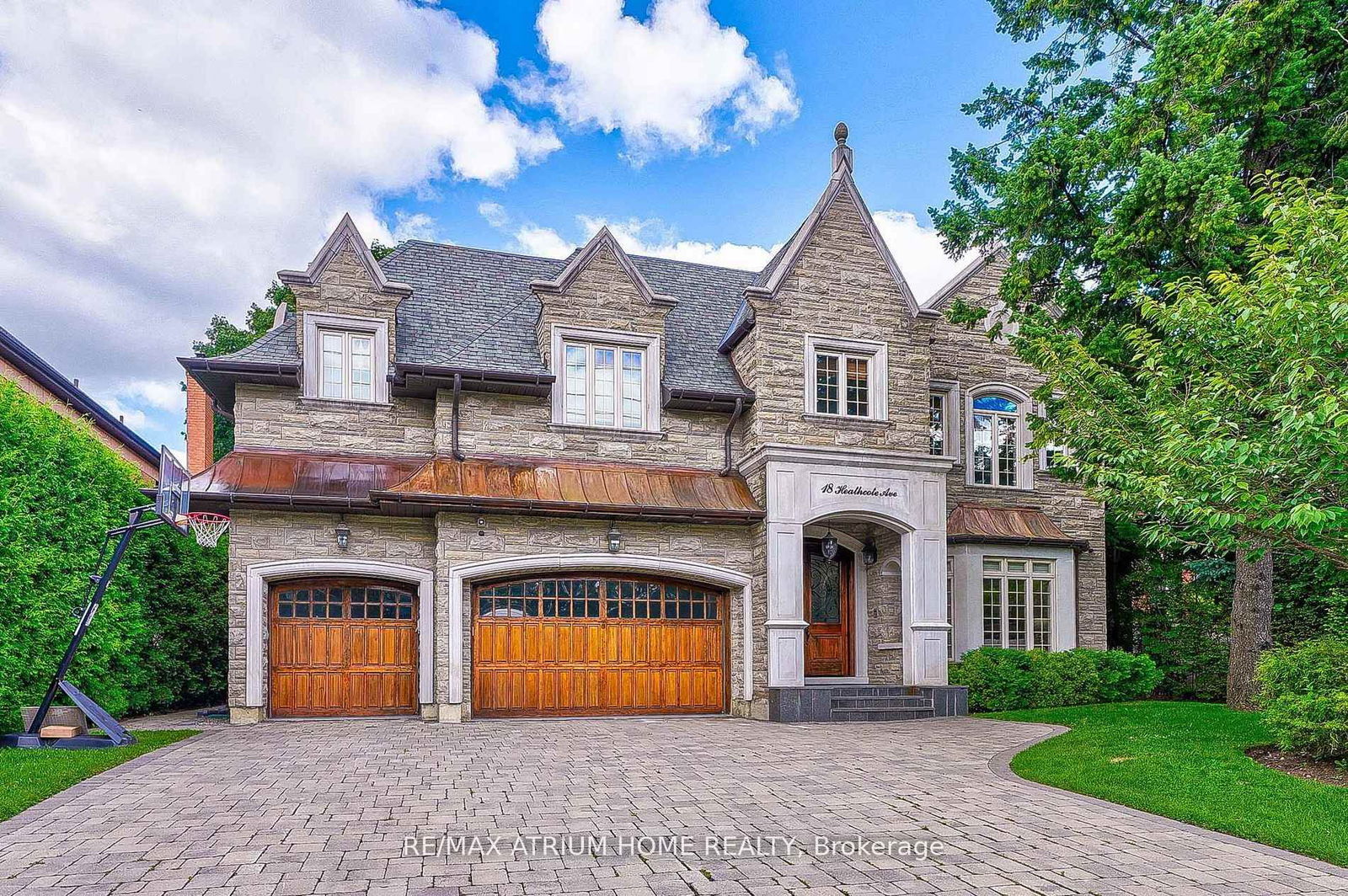 Detached House for sale at 18 Heathcote Avenue, Toronto, St. Andrew-Windfields, M2L 1Y7 - MLS: C12121819