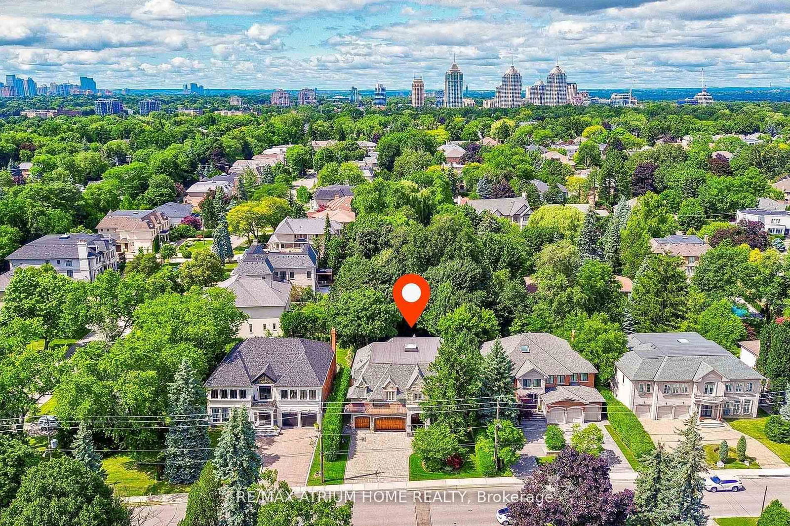 Detached House for sale at 18 Heathcote Avenue, Toronto, St. Andrew-Windfields, M2L 1Y7 - MLS: C12121819