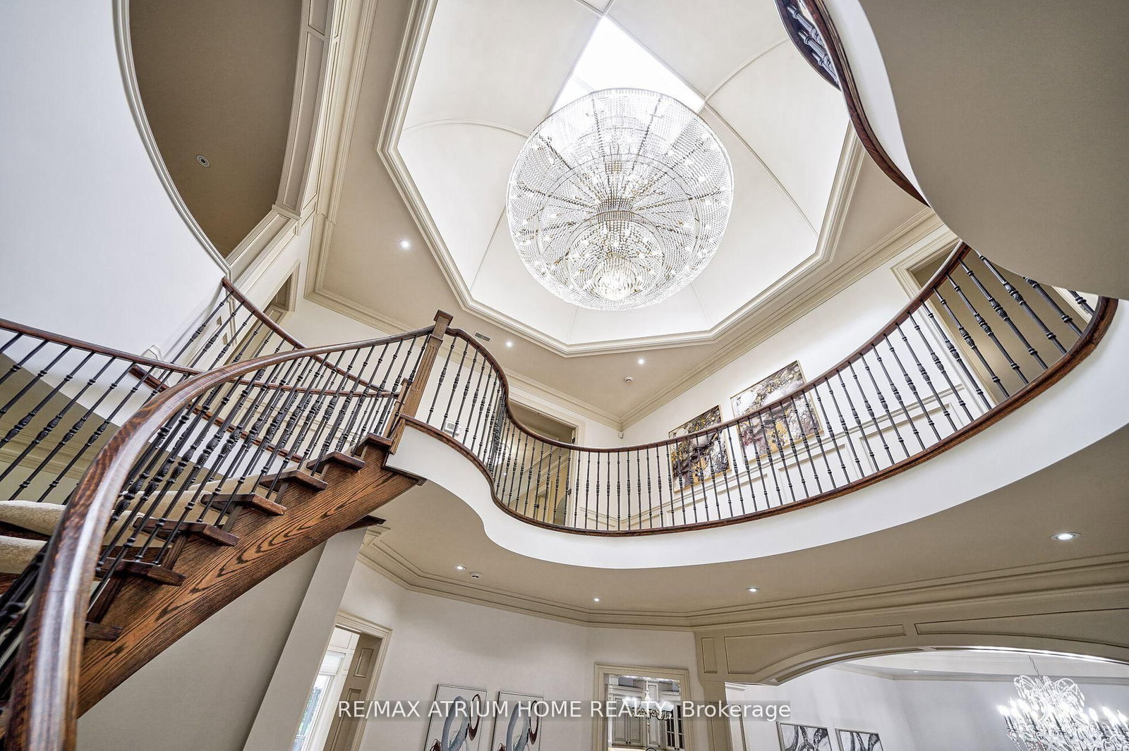 18 Heathcote Avenue • Toronto, ON photo 8
