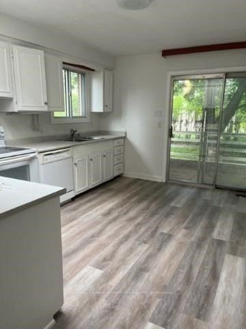 Detached House for sale at 18 Greengate Road, Toronto, Banbury-Don Mills, M3B 1E8 - MLS: C12121862