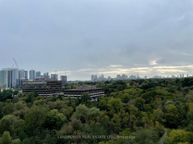 832 - 25 Adra Grado Way