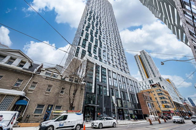 1101 - 252 Church Street
