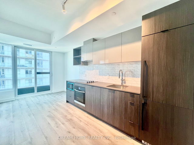 3308 - 252 Church Street