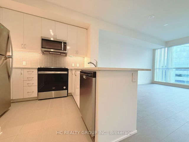 2915 - 4955 YONGE Street