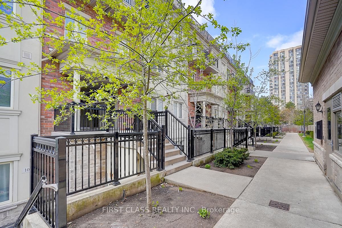 Townhouse for sale at 220-17 Coneflower Crescent, Toronto, Westminster-Branson, M2R 0A5 - MLS: C12122251