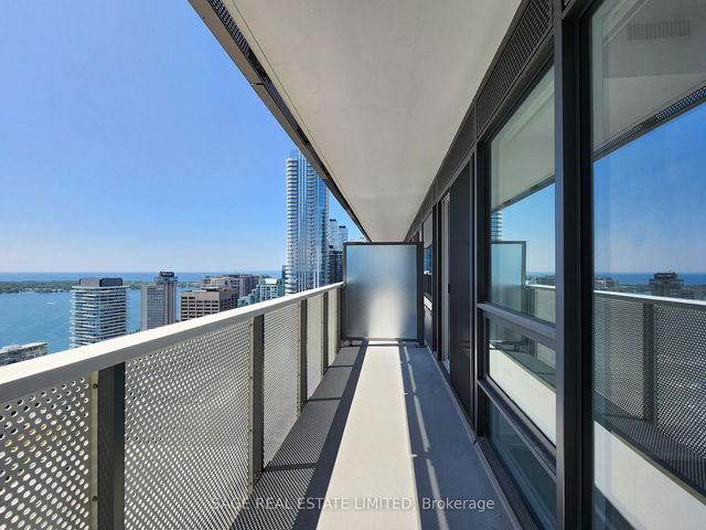 4510 - 55 Cooper Street
